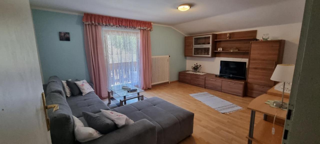 אנברג אים לאמרטל Ferienwohnung Marianne מראה חיצוני תמונה